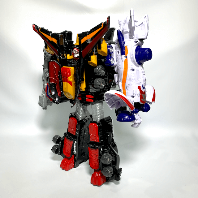 [LOOSE] Lupinranger vs. Patranger: DX Victory Lupinkaiser & Siren Lupinkaiser Combo Set | CSTOYS INTERNATIONAL