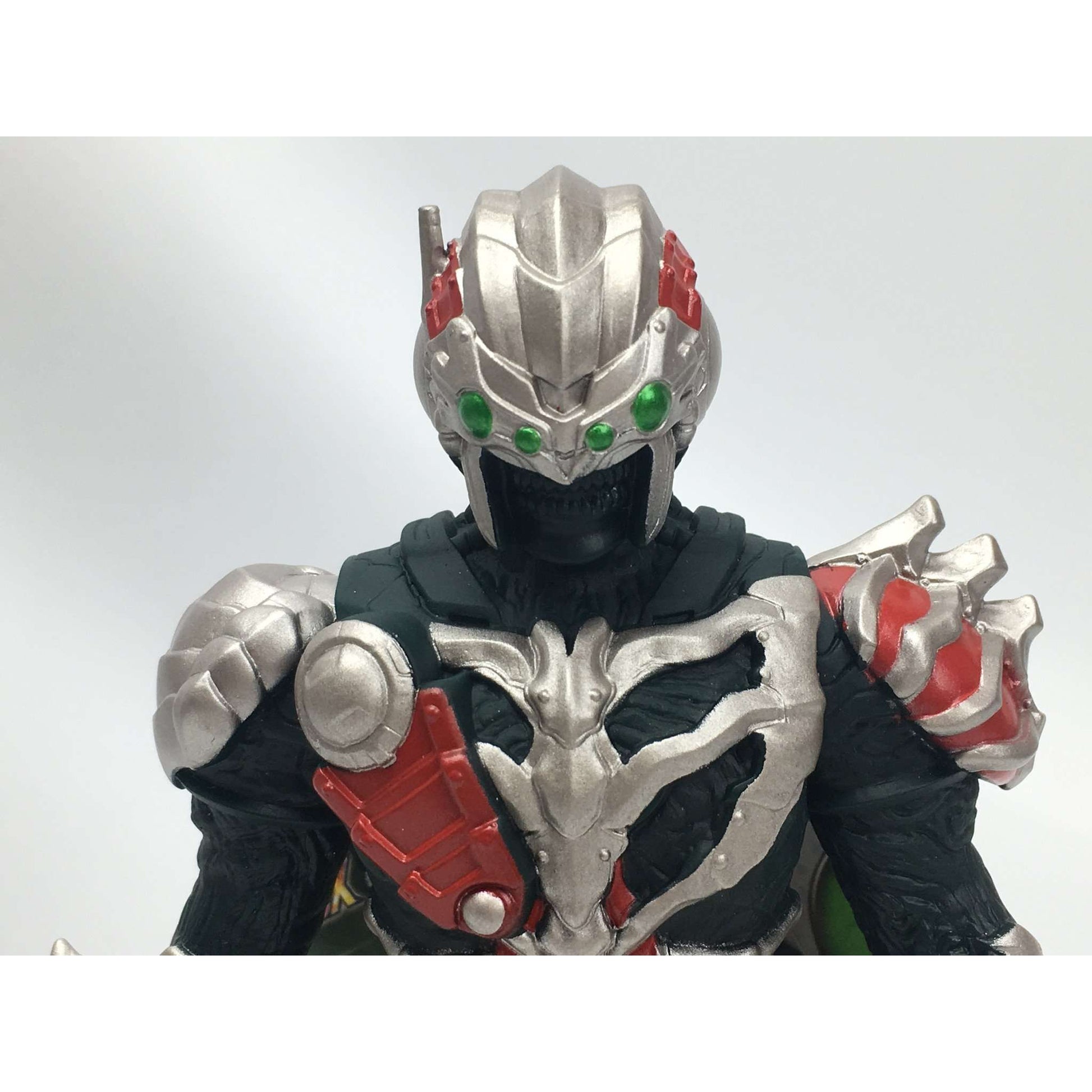 Ultraman Orb: Ultra Monster DX Sades | CSTOYS INTERNATIONAL