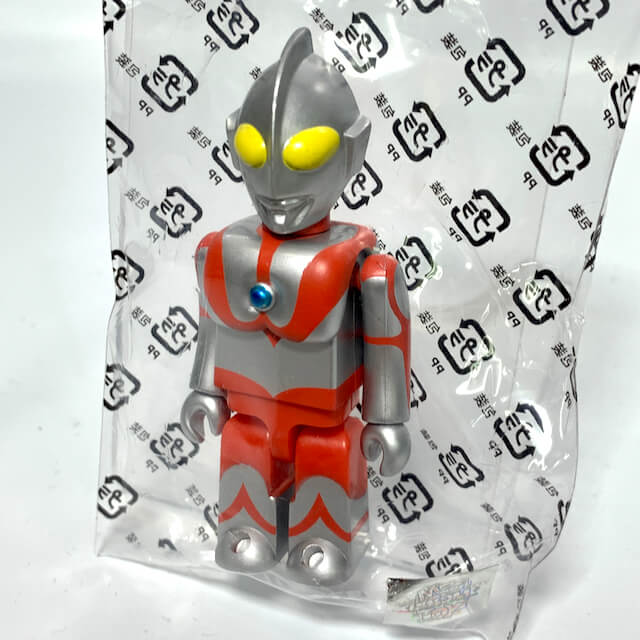 [LOOSE & SEALED] Medicom Toy KUBRICK Ultraman -Hyper Hobby's Limited Edition- | CSTOYS INTERNATIONAL